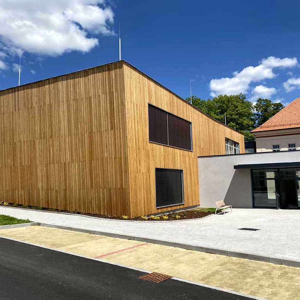 Nová budova ZŠ Stod – kompletní elektroinstalace